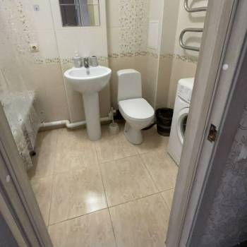 Продается 1-комнатная квартира, 38 м²