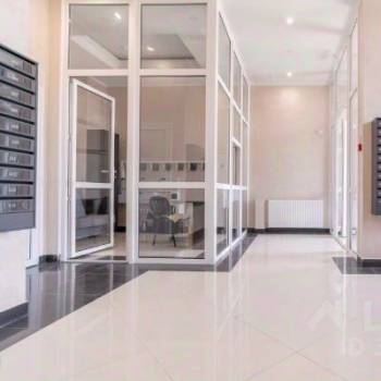 Продается 1-комнатная квартира, 40,3 м²