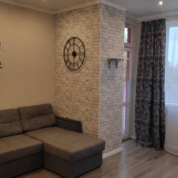 Продается 1-комнатная квартира, 40,6 м²