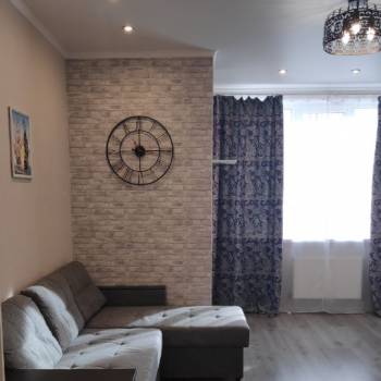 Продается 1-комнатная квартира, 40,6 м²