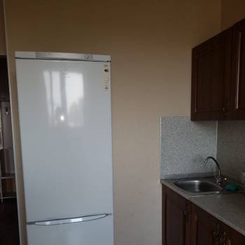 Продается 1-комнатная квартира, 48 м²