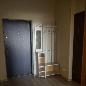 Продается 1-комнатная квартира, 48 м²