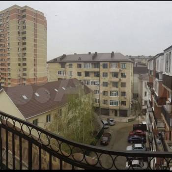 Продается 1-комнатная квартира, 38 м²