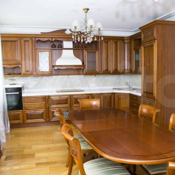 Сдается 2-х комнатная квартира, 125 м²