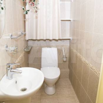 Сдается 2-х комнатная квартира, 125 м²