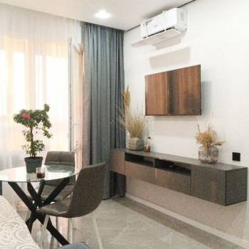 Продается 1-комнатная квартира, 46 м²