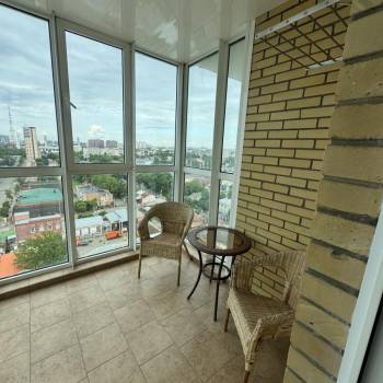 Сдается 2-х комнатная квартира, 65 м²