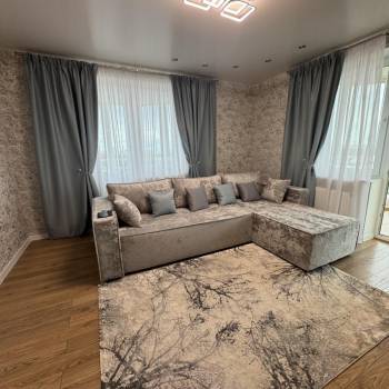 Сдается 2-х комнатная квартира, 65 м²