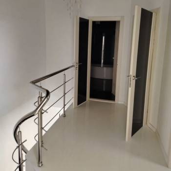 Продается 3-х комнатная квартира, 98 м²