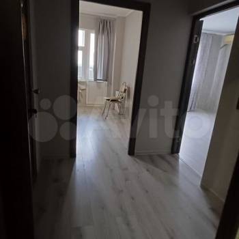 Продается 1-комнатная квартира, 39 м²