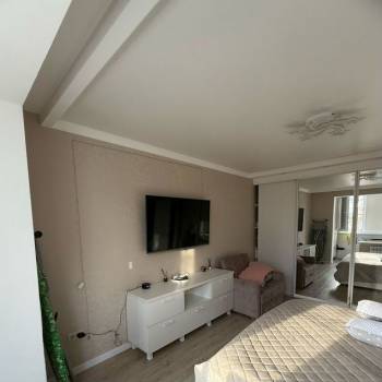 Продается 1-комнатная квартира, 32 м²