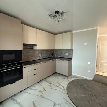 Сдается 2-х комнатная квартира, 62 м²