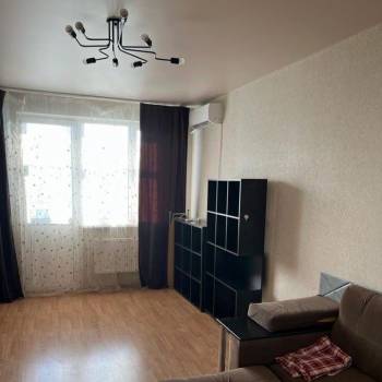 Продается 2-х комнатная квартира, 80 м²