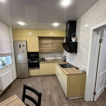 Сдается Многокомнатная квартира, 70 м²