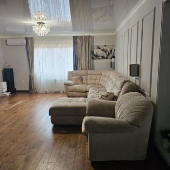 Продается Дом, 200 м²