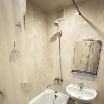 Продается 1-комнатная квартира, 27 м²