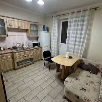 Сдается 2-х комнатная квартира, 69 м²