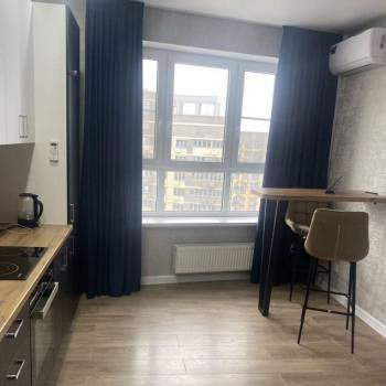 Сдается 1-комнатная квартира, 47 м²