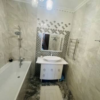 Продается 2-х комнатная квартира, 79 м²