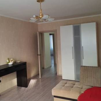 Сдается 2-х комнатная квартира, 65 м²