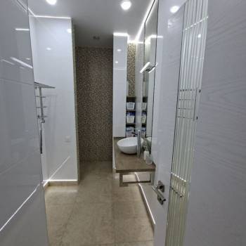 Продается 1-комнатная квартира, 50 м²