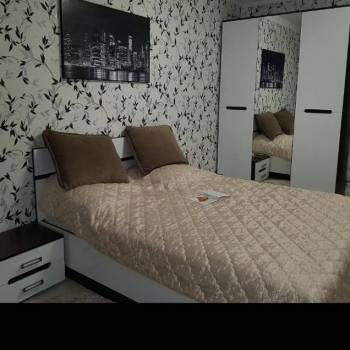 Продается 1-комнатная квартира, 52 м²