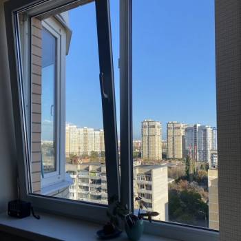 Продается 1-комнатная квартира, 46 м²