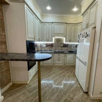 Продается Многокомнатная квартира, 105 м²