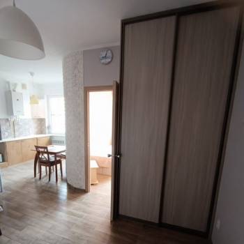 Продается 1-комнатная квартира, 43 м²