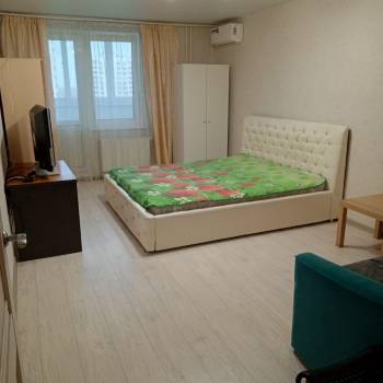 Сдается 1-комнатная квартира, 42 м²