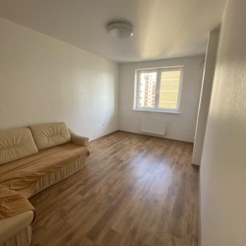 Продается 1-комнатная квартира, 38,3 м²