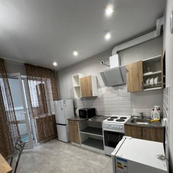 Сдается 1-комнатная квартира, 32 м²