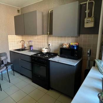 Продается 1-комнатная квартира, 37 м²