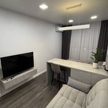 Продается 1-комнатная квартира, 32 м²