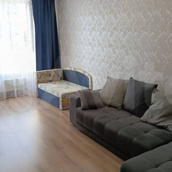 Продается 1-комнатная квартира, 47 м²