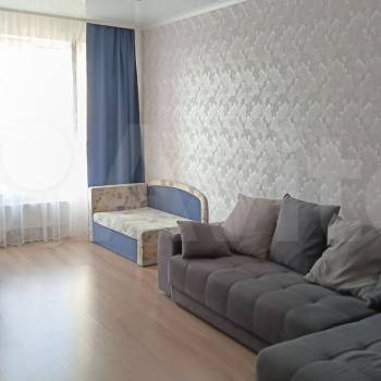Продается 1-комнатная квартира, 47 м²