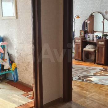 Продается 3-х комнатная квартира, 64 м²