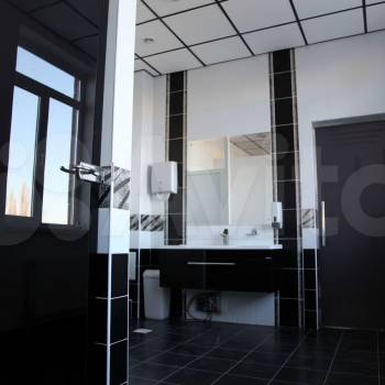 Сдается Нежилое помещение, 280 м²