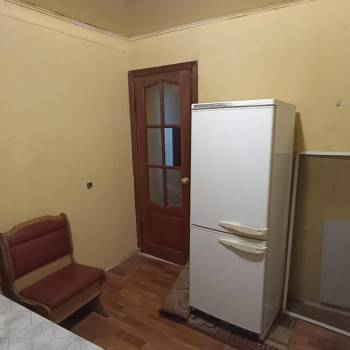 Продается 1-комнатная квартира, 28,8 м²