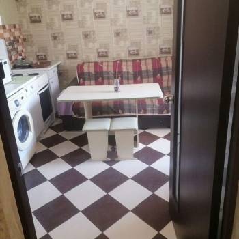 Сдается 1-комнатная квартира, 40 м²