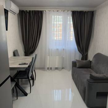 Сдается 1-комнатная квартира, 37 м²