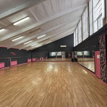 Сдается Нежилое помещение, 170 м²