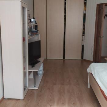 Продается 1-комнатная квартира, 43 м²