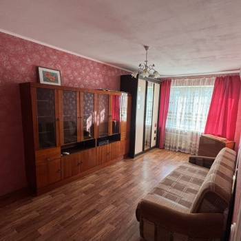 Продается 1-комнатная квартира, 38 м²