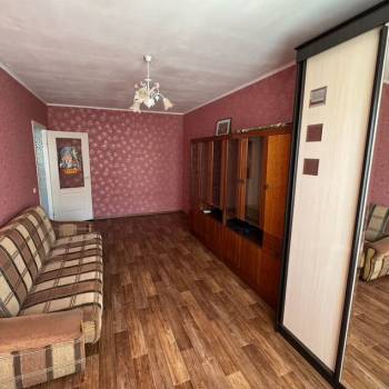 Продается 1-комнатная квартира, 38 м²