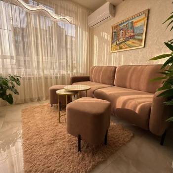 Продается 2-х комнатная квартира, 90 м²