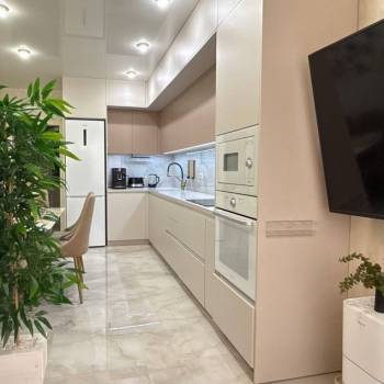 Продается 2-х комнатная квартира, 90 м²