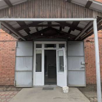 Продается Нежилое помещение, 400 м²