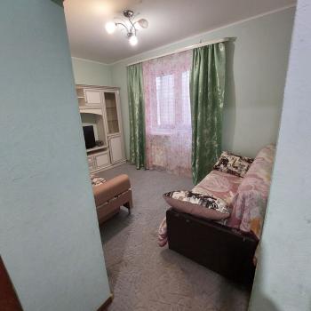 Сдается 1-комнатная квартира, 42 м²