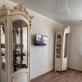 Сдается 1-комнатная квартира, 50 м²